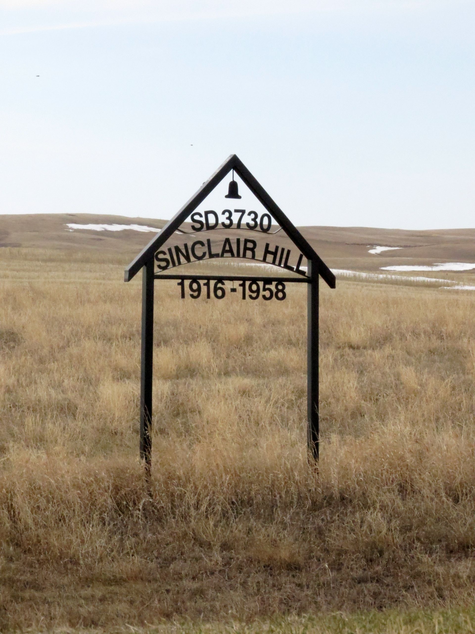 Sinclair Hill School District 3730, 1916-1958, south west section 18 township 11 range 23 west of the second meridian, near Avonlea, north east section 22 township 12 range 23 west of the second meridian, 